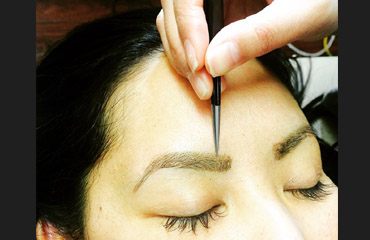 Henna Eyebrows