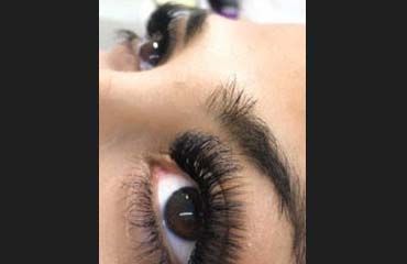 Russian Volume with bottom lashes